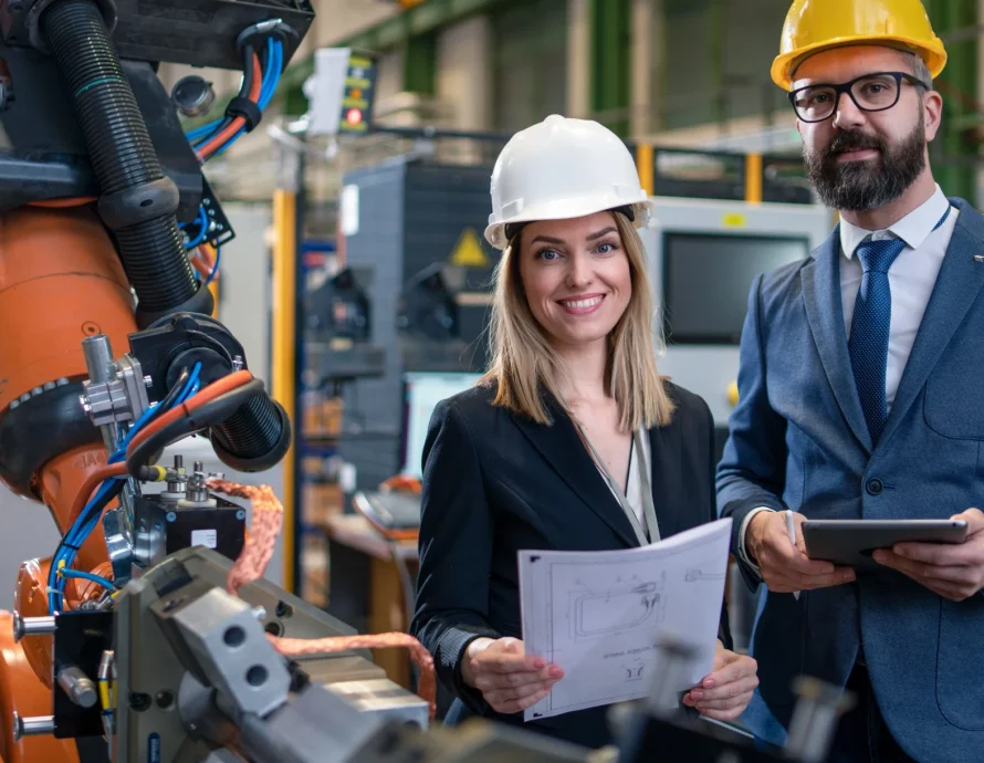 Proje mğhendisi ve yöneticisi Endüstriyel yağlama teknolojilerinde öne çıkan yenilikler ve geleceğin trendlerini konuşuyorlar