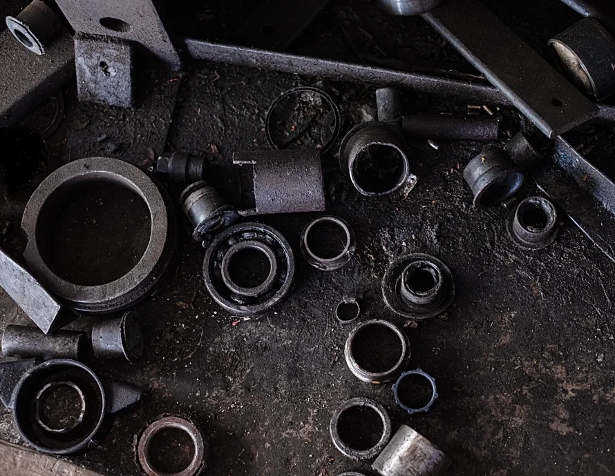 Yanlış kurulumun sonucu: Otomatik yağlama sistemi hatası, üretim hattında büyük kayıplara yol açabilir.